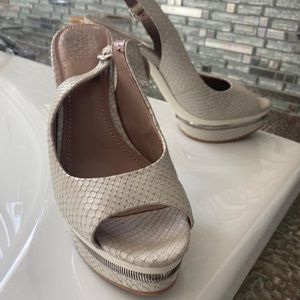 Vince Camuto heels